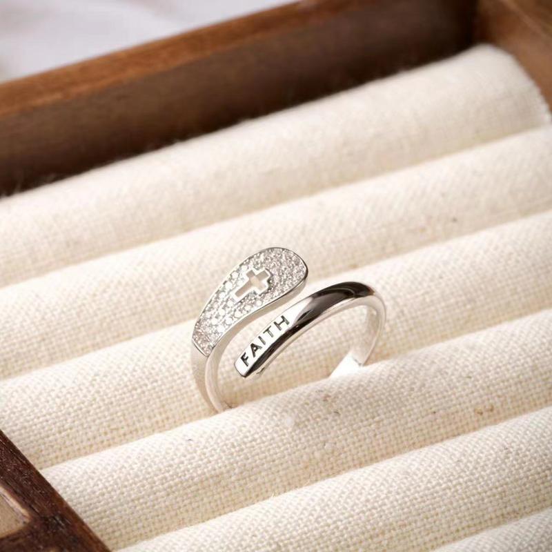 Faith Cross Ring - Image 5