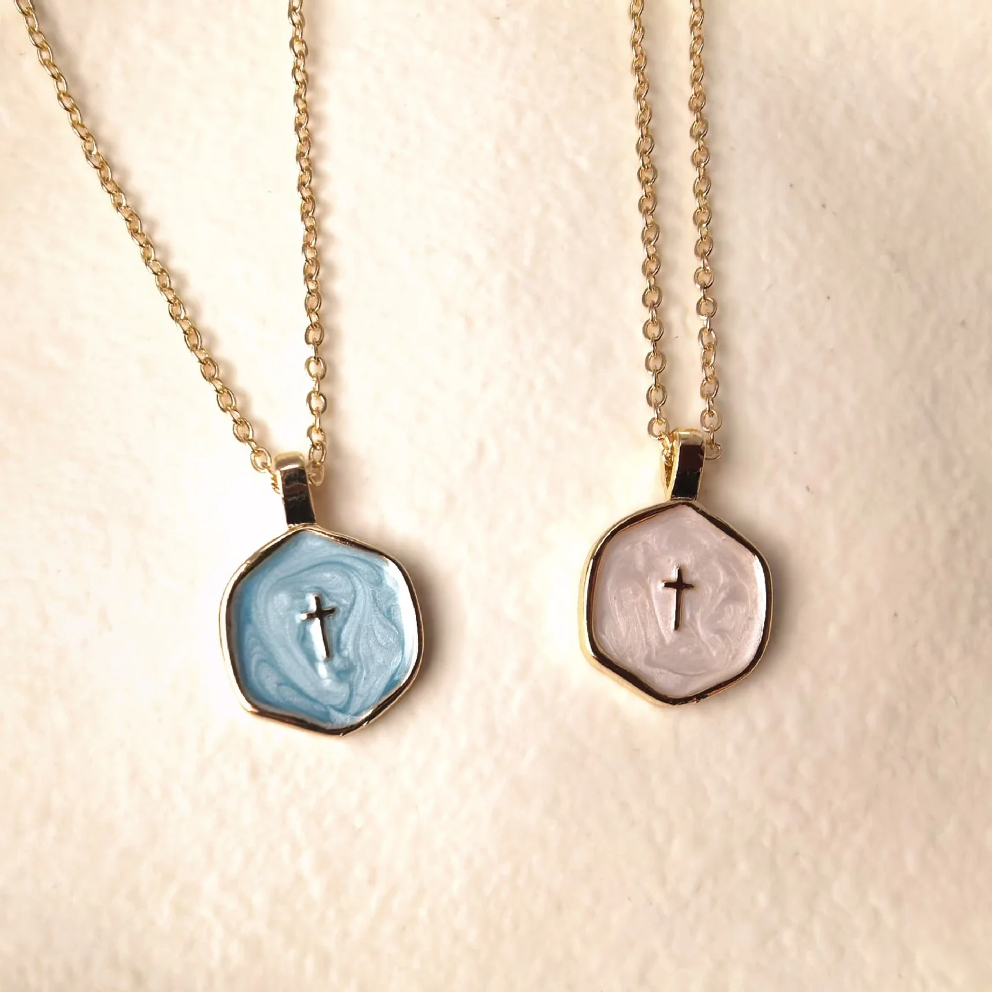 Golden Cross Pendant - Image 5